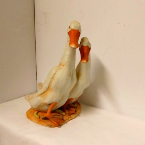 Vintage MIC Geese Statue Figurine Porcelain Ceramic - Picture 1 of 6